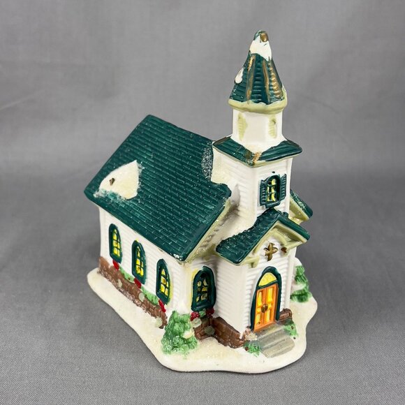 Cobblestone Corners Community Church Ceramic Christmas Village Holiday Decor Y2K - Picture 2 of 15